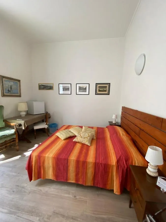 Adrihome Firenze 0*,  Italia
